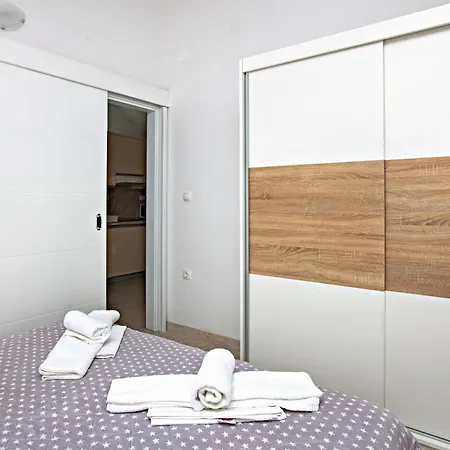 Apartments With A Parking Space Pakostane, Biograd - 22375 Room photo