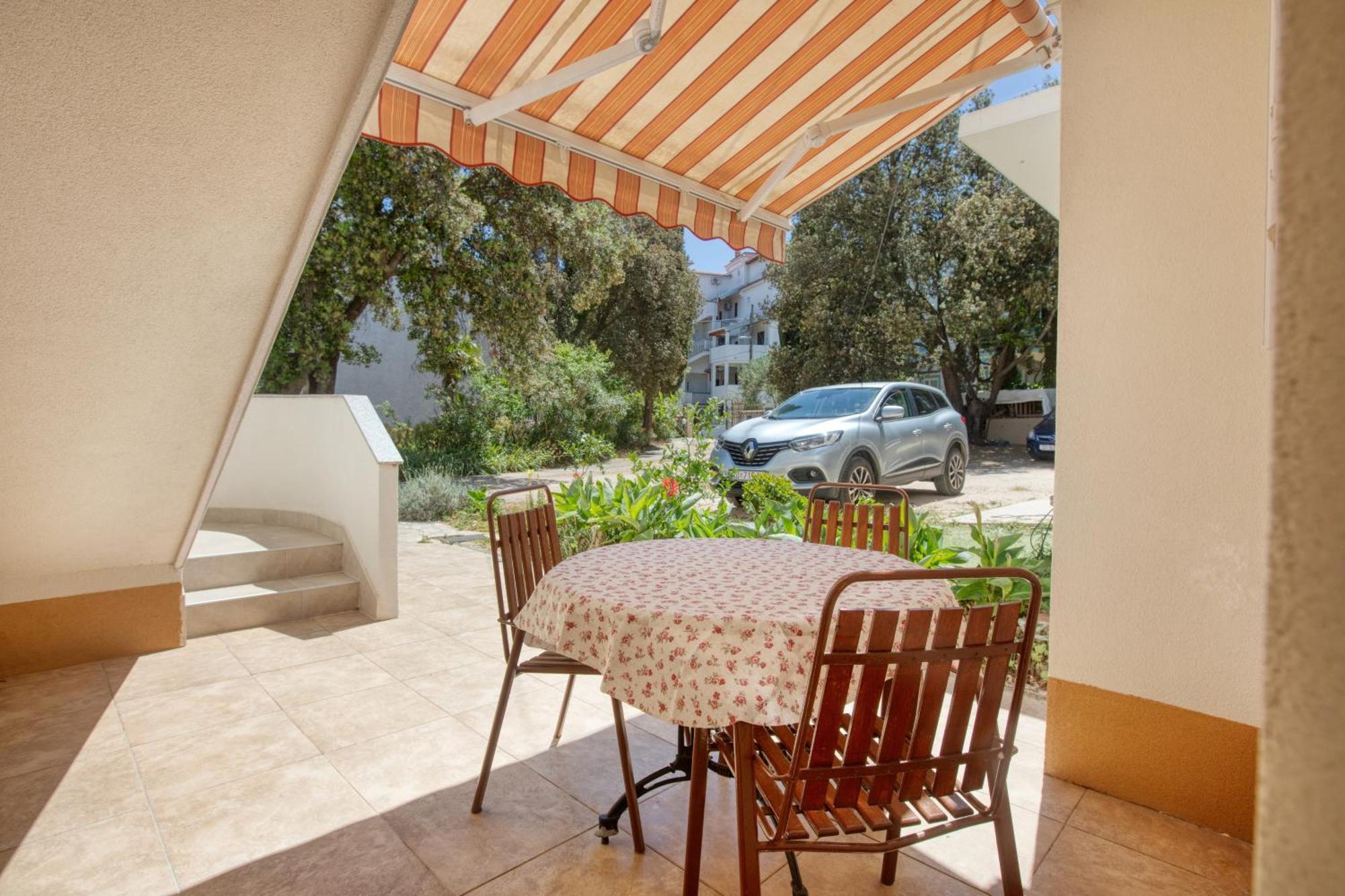 Apartment With A Parking Space Pakostane, Biograd - 22375